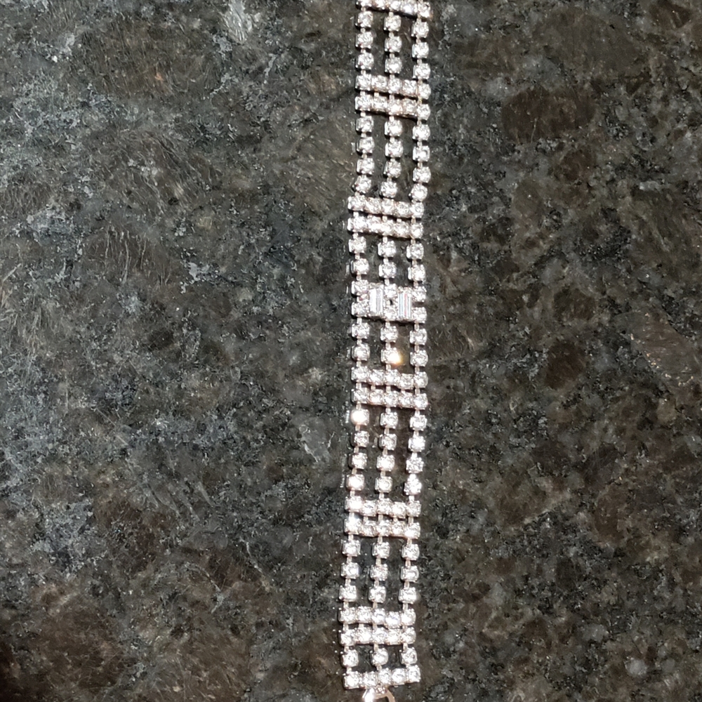 Elegant Silver Kramer Of New York Bracelet for Women